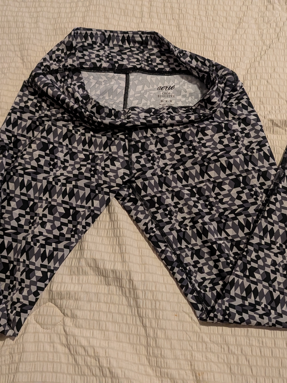 aerie Black & White Geometric Leggings